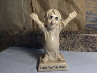 Vintage 1970 W&r Berries I Love You This Much Figurine
