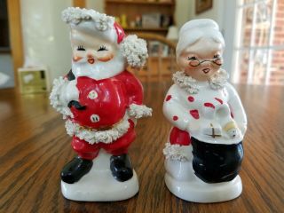 Vintage Japan Christmas Santa & Mrs.  Claus Ceramic Salt & Pepper Shakers