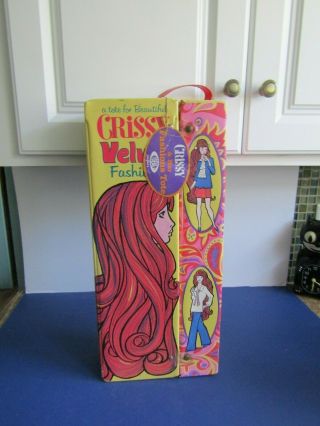 Vtg 1971 Crissy & Velvet Doll Fashion Case Loaded With Clothes And Shoes