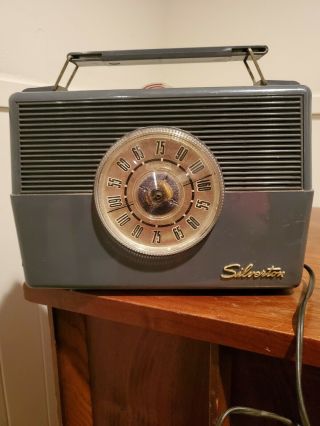 Vintage Rare Sears Roebuck Silvertone Portable Radio Model 3217 Military