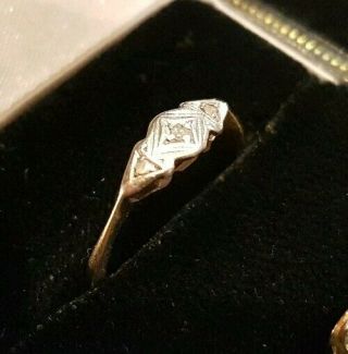 Antique Art Deco 9ct Gold & Platinum Ring set with Diamonds.  Size L 1/2 2