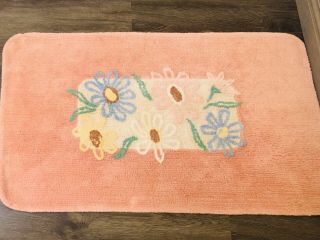 Vintage Chenille Floral Bath Mat Rug 24 X 41 Inch Pink Whimsical Daisies Flowers