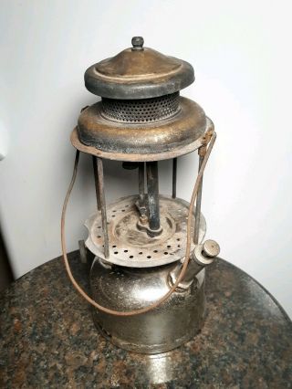 Vintage/antique 1920s Coleman Quick Lite Gas Lantern