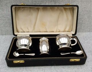 Fine Quality Boxed Antique Elkington & Co Silver Plated Condiment Set C1920