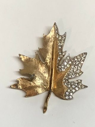 Stunning Vintage Signed Coro Rhinestone Leaf Gold - Tone Brooch Sparkling