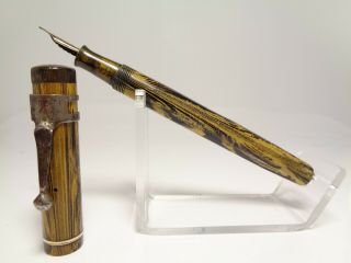 Vintage 1920´s Paramount Hard Rubber Fountain Pen Flexy M Nib