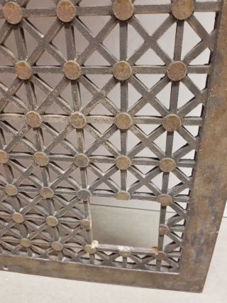 Medium Size Antique Cast Iron Wall/floor Register Heat Grate 42 " Lx 22 1/2 " W