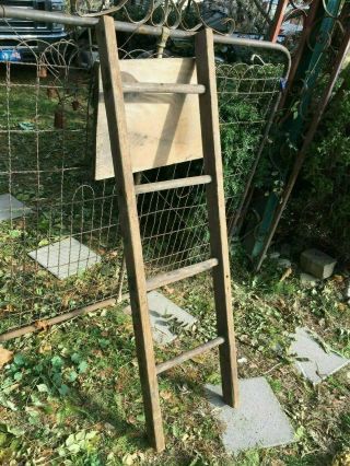 Vintage Wood Ladder 4.  5 Ft,  Rustic Flowers Pots Pans Quilts Primitive Deco