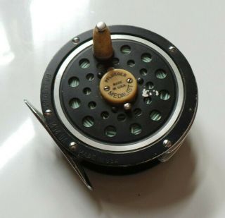 Vintage Pflueger Medalist 1494 Da Fly Fishing Reel With Line.  Made In Usa