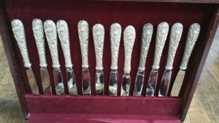 98 PIECE SET OF KIRK REPOUSSE STERLING SILVER FLATWARE SERVICE FOR 12 WITH EXTRS 3