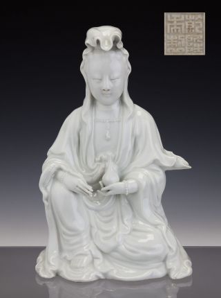 Fine Chinese Porcelain Dehua Blanc - De - Chine Guanyin Figure Ca.  1920