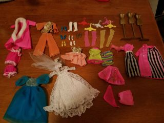 1970 ' s Vintage Topper Corp.  DAWN DOLL Set of 3 Dolls w/ Clothes and Accessories 2