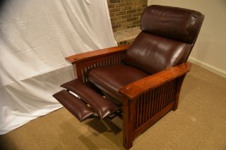 Stickley Mission Arts & Crafts Modern Bow Arm Spindle Morris Recliner Leather