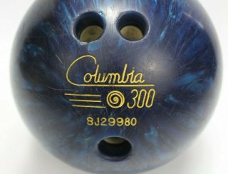 Vintage Columbia 300 Blue Swirl Bowling Ball 8J29980 10 LB 5 oz 3