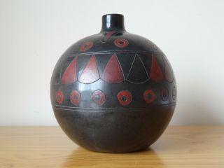 Pre Columbian Peru Aztec Red Black Pottery Ceramic Black Bottle Vase