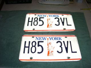 Vintage Matching Pair York State License Plate 1980’s Statue Of Liberty