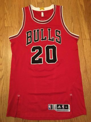 Tony Snell 14 - 15 Game Worn Chicago Bulls Red Jersey,  Size Xl,  2,  Autogragphed
