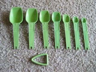 Complete Set Vintage Tupperware Apple Green Measuring Spoons,  Holder