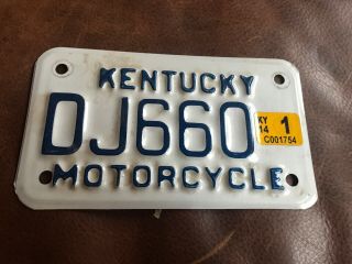 Kentucky 2001 Motorcycle License Plate.  Near Moto Tag