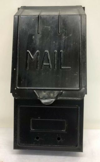 Vintage Metal Wall Mount House Mailbox