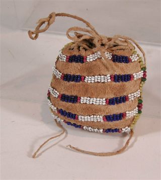 Ca1890s Native American Sioux Indian Bead Decorated Hide Pouch / Beaded Hide Bag