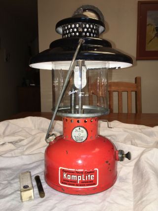 Vintage Agm Model Lrl - 4 Kamplite Single Mantle Big Hat Lantern Primus Globe 8936