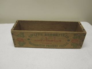 Vintage Swifts Brookfield Wood Cheese Box Wooden Primitive Display Advertising