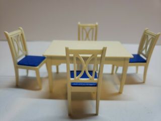 Reliable Vintage Miniature Dollhouse Kitchen Table And Chairs