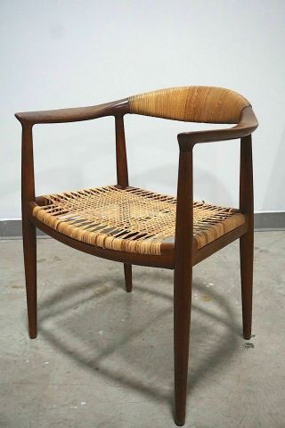 Early Hans Wegner Round Chair With Cane Seat And Back For Johannes Hansen