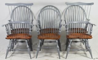 Set Of 6 D.  R.  Dimes Windsor Chairs Two Fan Back And Four Bow Back Painted Grey