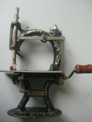 " Vintage Midget - Foley & Willams Antique Toy Cast Iron Sewing Machine "