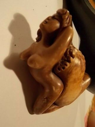 VINTAGE CARVED NUDE MEERSCHAUM PIPE BOWL IN LINED CASE 2