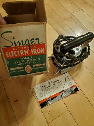 Antique Vintage Singer Sewing Machine Co Model B Electric Iron Box