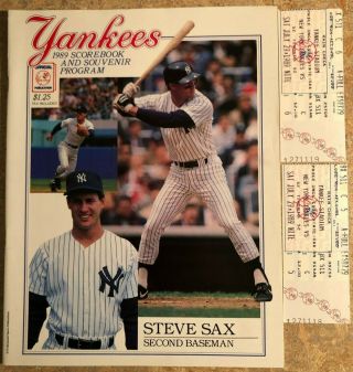 York Yankees 1989 Scorebook And Souvenir Program With 2 Tickets