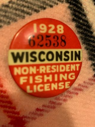 Vintage 1928 Wisconsin Non - Resident Fishing License Pin Cruver Mfg Co Chicago