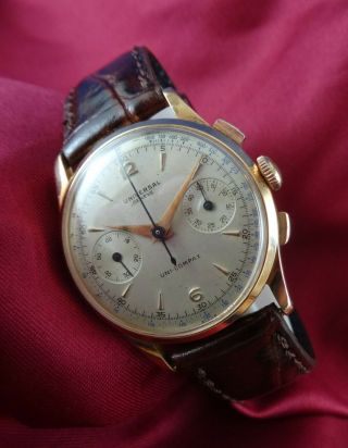 Universal Genève Uni - Compax Solid 18k Rose Gold Watch.  Caliber 285.  Ca 1940’s