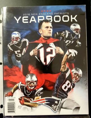 2016 England Patriots Yearbook - Tom Brady