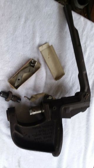 Vintage Herters Model 3 Cast Iron Reloading Press W