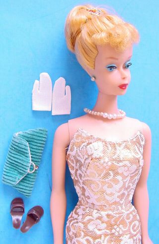 1960 BLONDE 4 PONYTAIL BARBIE in 911 GOLDEN GIRL w GRADUATED PEARL NECKLACE 2
