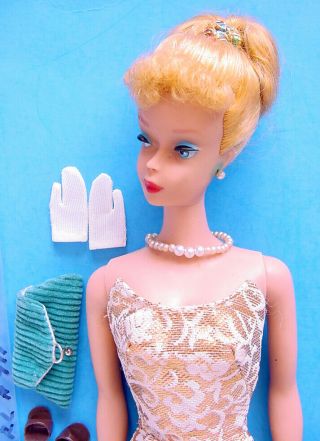 1960 BLONDE 4 PONYTAIL BARBIE in 911 GOLDEN GIRL w GRADUATED PEARL NECKLACE 3
