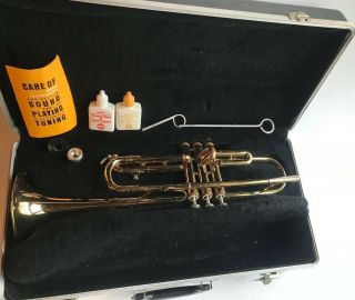 Vintage Bundy Trumpet Designed By Vincent Bach Usa In Case /accessories - Old