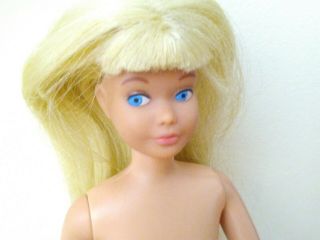 Vintage Barbie Skipper Straight Leg Platinum Blonde