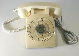 Vintage Itt Cream Color Rotary Desktop Phone