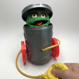 Vtg Fisher Price Sesame Street Oscar The Grouch Pull Toy Muppets Oscar Pops Up