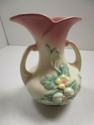Vintage Hull Pottery Flower Vase Double Handle W8 - 7 1/2 "