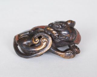 Chinese Antique Bronze ‘Lion’ Scroll Weight,  Late Ming to Qing dynasty 2