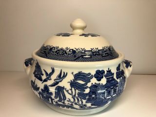 Vintage Blue & White Churchill England Blue Willow Covered Casserole Bowl