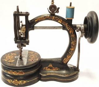 Antique Sewing Machine W.  G.  Wilson,  Flowery Circa 1869