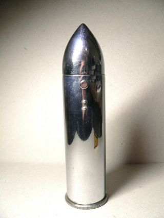 A Very Unusual U.  M.  Co.  Table/bar Petrol Lighter In The Form Of Military Shell