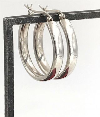 Vintage Classic.  925 Sterling Silver Modernist Hoop Lever Back Earrings